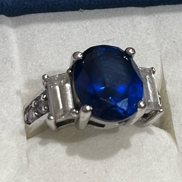 Sterling Silver Lab Created Blue Sapphire  Gem & CZ‎ Oval Cocktail Ring Size 6 - Picture 10 of 12